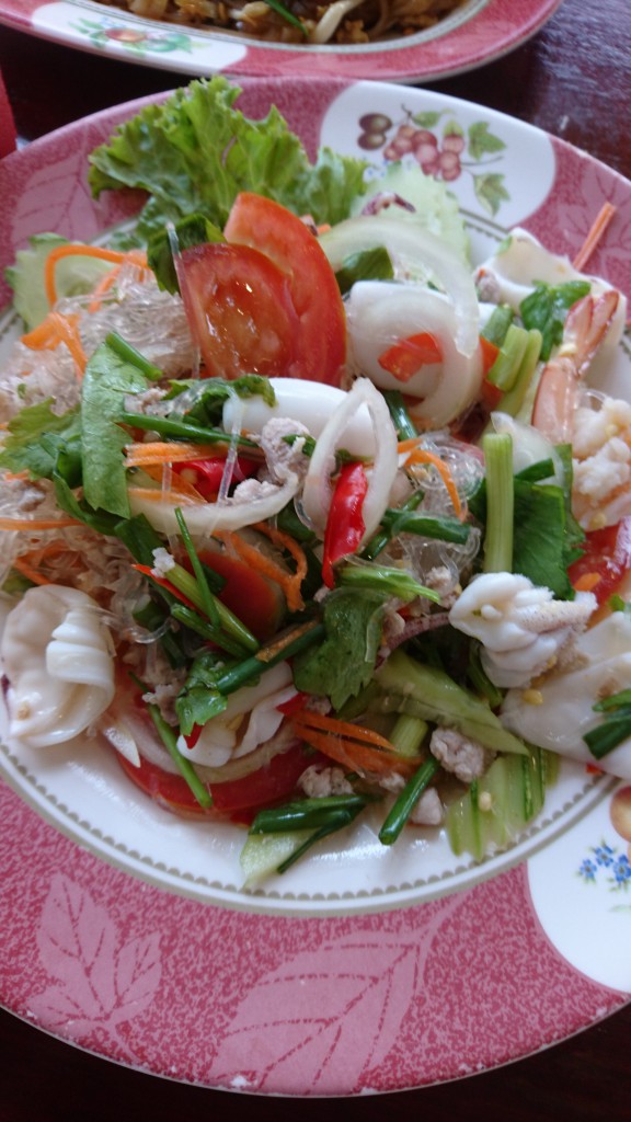 タイのご飯!パクチー好き?嫌い? タイのご飯!パクチー好き?嫌い?